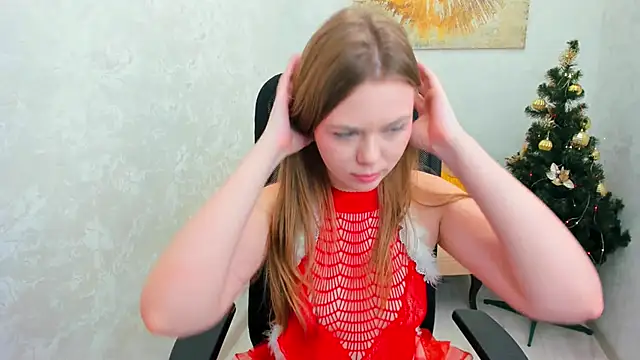 Strawberrye online show from 12/25/24, 05:37