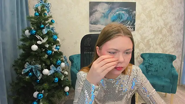 Strawberrye online show from 12/27/24, 12:01