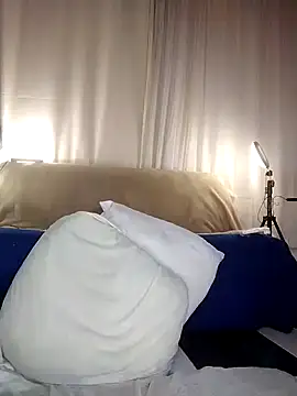 estrella tasty online show from 03/12/25, 01:25