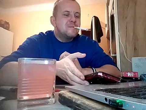 MrWhitePL online show from 12/08/24, 05:44