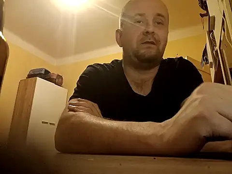 MrWhitePL online show from 12/27/24, 11:31