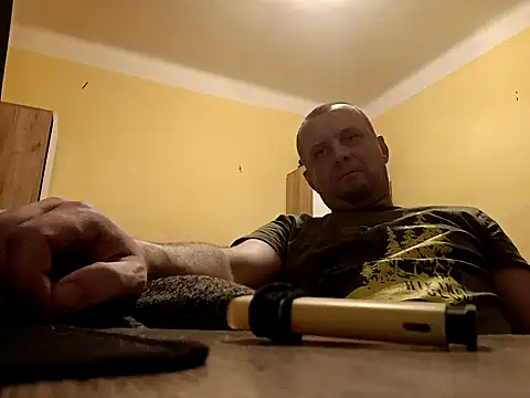 MrWhitePL online show from 01/02/25, 02:33