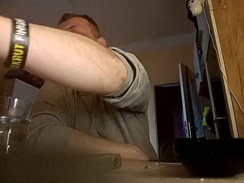 MrWhitePL online show from 02/15/25, 02:44