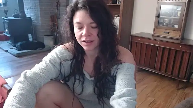 Snapshot of MarcyJones chatting on 01/11/25, 02:25 MarcyJones online show from 01/11/25, 02:25