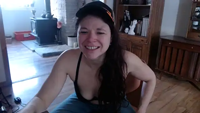 Snapshot of MarcyJones chatting on 01/15/25, 02:46 MarcyJones online show from 01/15/25, 02:46