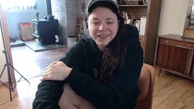 Snapshot of MarcyJones chatting on 01/20/25, 04:12 MarcyJones online show from 01/20/25, 04:12