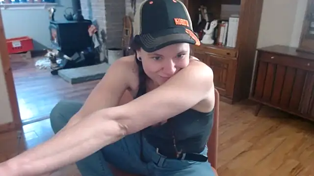 Snapshot of MarcyJones chatting on 01/29/25, 10:22 MarcyJones online show from 01/29/25, 10:22