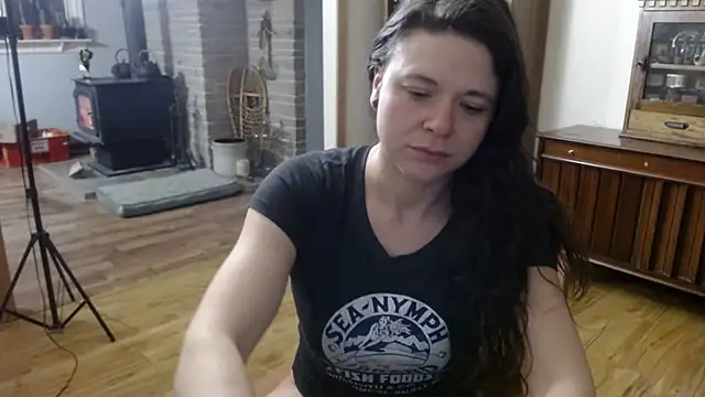 Snapshot of MarcyJones chatting on 02/08/25, 12:17 MarcyJones online show from 02/08/25, 12:17