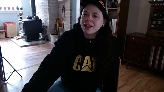 Snapshot of MarcyJones chatting on 02/28/25, 02:20 MarcyJones online show from 02/28/25, 02:20