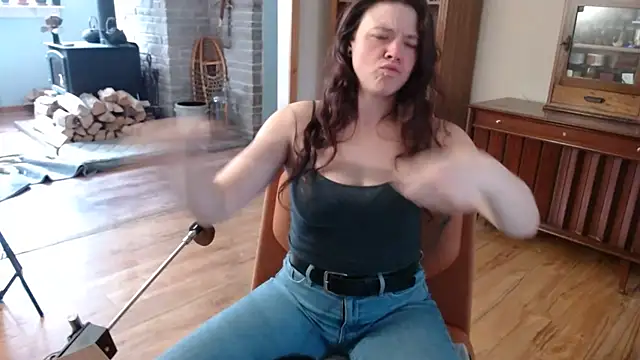 Snapshot of MarcyJones chatting on 03/05/25, 11:16 MarcyJones online show from 03/05/25, 11:16