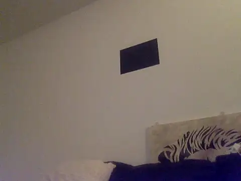 Snapshot of Dirty0892 chatting on 03/04/25, 08:05 Dirty0892 online show from 03/04/25, 08:05