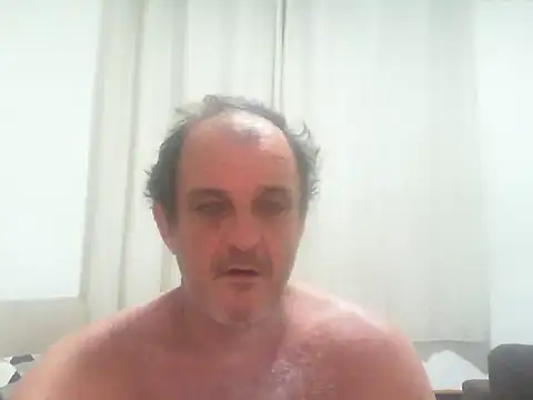 Snapshot of ConradinhoBR50 chatting on 09/29/25, 01:33 ConradinhoBR50 online show from 09/29/25, 01:33