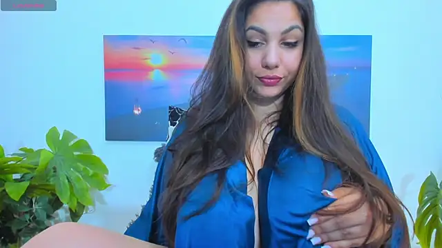 Snapshot of Emma_Muller32 chatting on 05/14/26, 04:52 Emma Muller32 online show from 05/14/26, 04:52