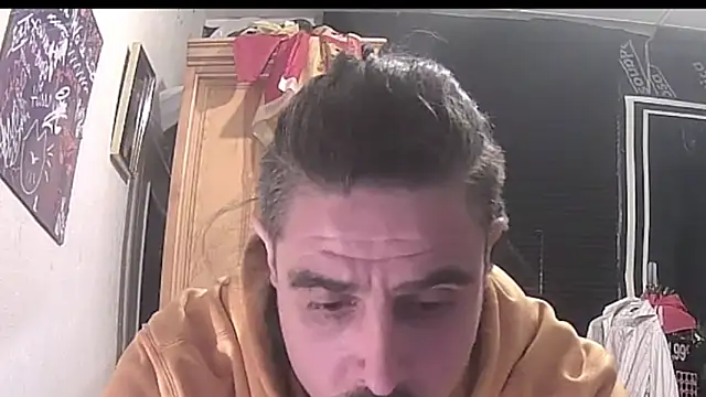 Snapshot of pareja_erotik chatting on 01/31/25, 06:25 pareja erotik online show from 01/31/25, 06:25