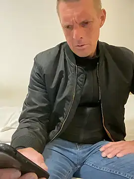 Snapshot of Goldmedall chatting on 03/27/26, 10:42 Goldmedall online show from 03/27/26, 10:42