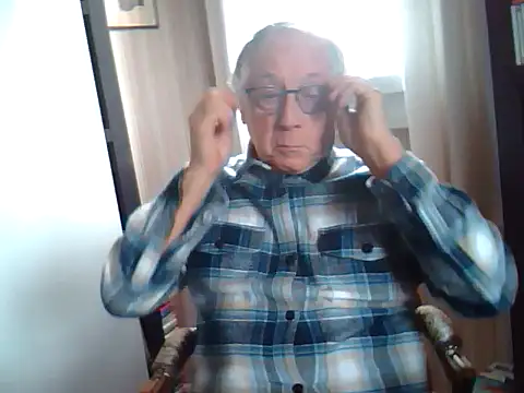 johnjohn622662 online show from 02/21/25, 11:22