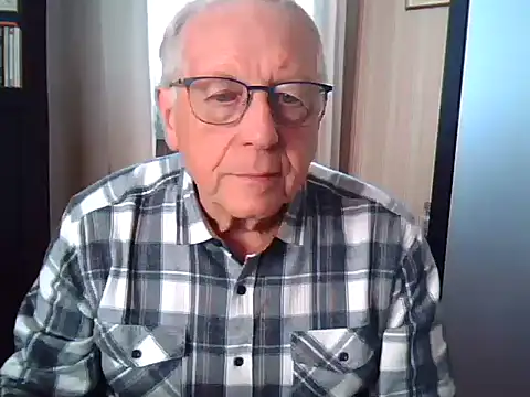 Snapshot of johnjohn622662 chatting on 04/07/26, 09:10 johnjohn622662 online show from 04/07/26, 09:10