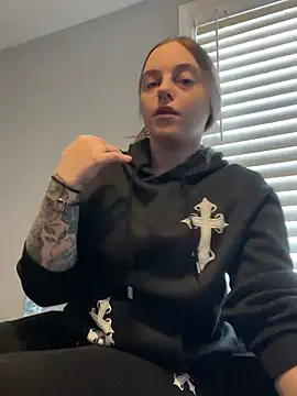 jaseyrae online show from 01/10/25, 07:43