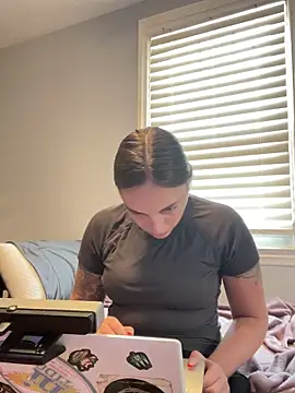 jaseyrae online show from 09/11/25, 04:51