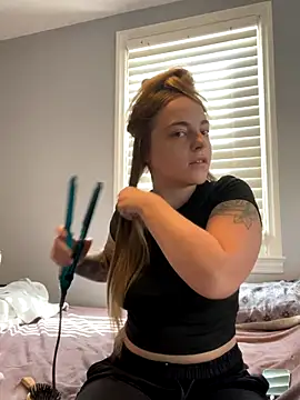 jaseyrae online show from 10/04/25, 03:21