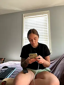 jaseyrae online show from 10/05/25, 04:49