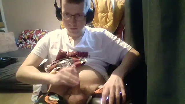 Snapshot of David250692 chatting on 03/10/26, 11:04 David250692 online show from 03/10/26, 11:04