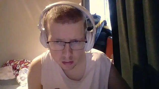 Snapshot of David250692 chatting on 03/16/26, 11:03 David250692 online show from 03/16/26, 11:03