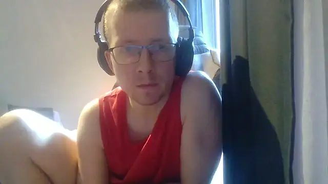 Snapshot of David250692 chatting on 06/11/26, 09:40 David250692 online show from 06/11/26, 09:40