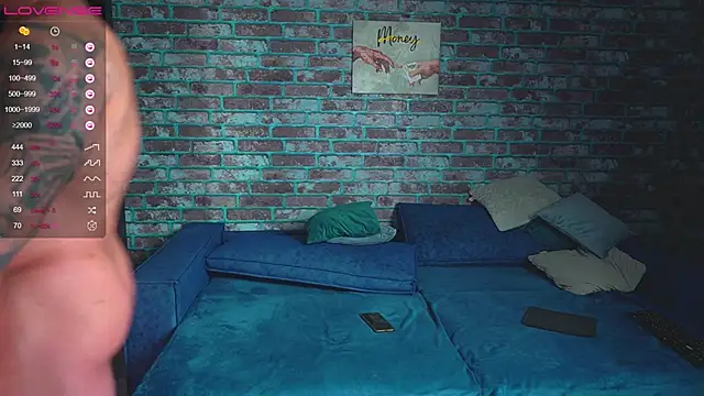 Snapshot of mark_normal chatting on 03/02/25, 02:30 mark normal online show from 03/02/25, 02:30