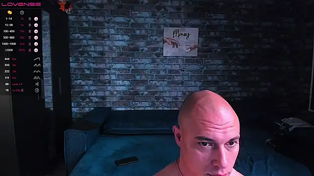 Snapshot of mark_normal chatting on 09/27/25, 03:33 mark normal online show from 09/27/25, 03:33