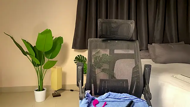 KatnessHot online show from 09/11/25, 10:59