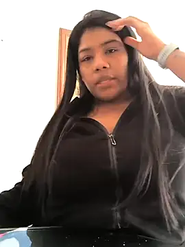 Snapshot of paola091 chatting on 02/26/25, 02:36 paola091 online show from 02/26/25, 02:36