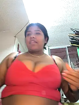 Snapshot of paola091 chatting on 10/03/25, 02:03 paola091 online show from 10/03/25, 02:03