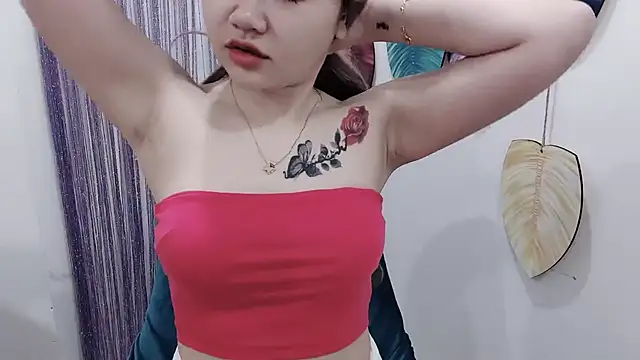 Snapshot of Aminababiew chatting on 04/22/26, 01:19 Aminababiew online show from 04/22/26, 01:19