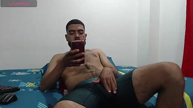 Snapshot of Aroon_Stonne chatting on 07/03/26, 06:09 Aroon Stonne online show from 07/03/26, 06:09