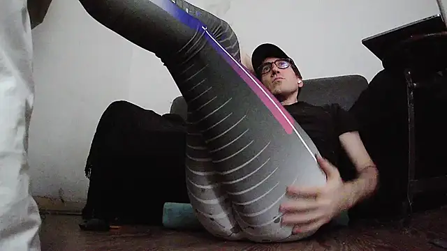 Snapshot of seoulsat@xh chatting on 02/05/25, 10:55 seoulsatxh online show from 02/05/25, 10:55