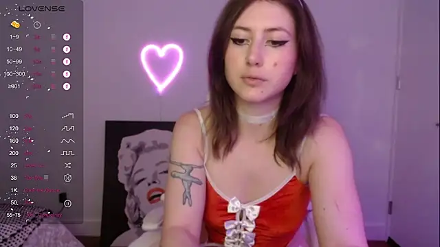 PlayfulApril online show from 12/17/24, 01:18