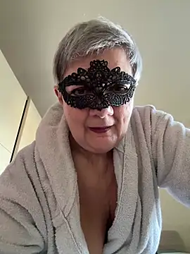 Snapshot of simona60 chatting on 12/22/24, 08:05 simona60 online show from 12/22/24, 08:05