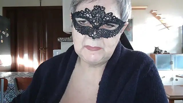 Snapshot of simona60 chatting on 01/13/25, 02:11 simona60 online show from 01/13/25, 02:11