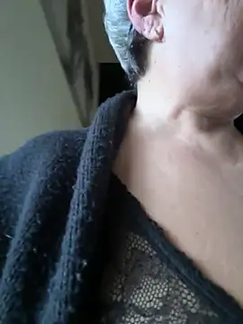 Snapshot of simona60 chatting on 02/02/25, 08:24 simona60 online show from 02/02/25, 08:24