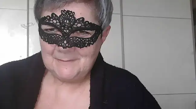 Snapshot of simona60 chatting on 03/16/25, 04:56 simona60 online show from 03/16/25, 04:56