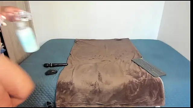 AmeliPonce online show from 03/26/26, 02:00