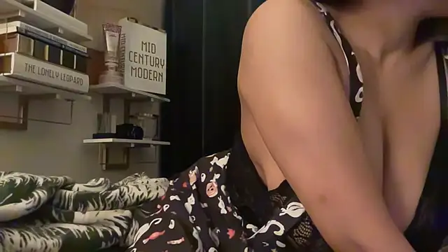 Sanaawest online show from 10/21/25, 11:55