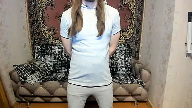 Snapshot of Marrymepls chatting on 02/01/25, 03:28 Marrymepls online show from 02/01/25, 03:28