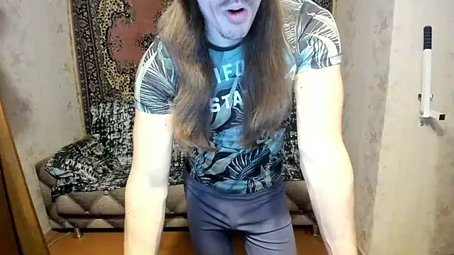 Snapshot of Marrymepls chatting on 02/10/25, 03:32 Marrymepls online show from 02/10/25, 03:32