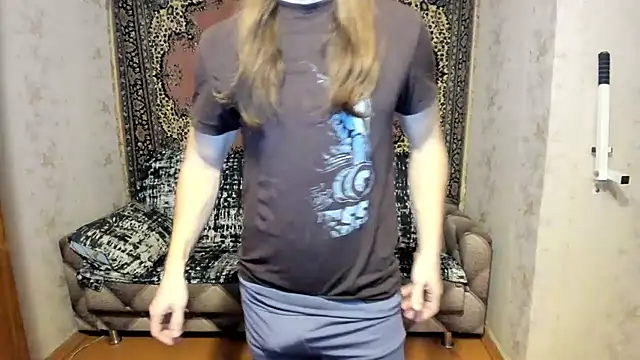 Snapshot of Marrymepls chatting on 02/13/25, 05:11 Marrymepls online show from 02/13/25, 05:11