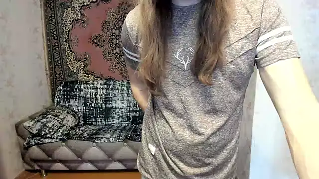 Snapshot of Marrymepls chatting on 02/19/25, 04:44 Marrymepls online show from 02/19/25, 04:44