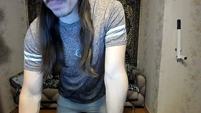 Snapshot of Marrymepls chatting on 02/19/25, 02:34 Marrymepls online show from 02/19/25, 02:34