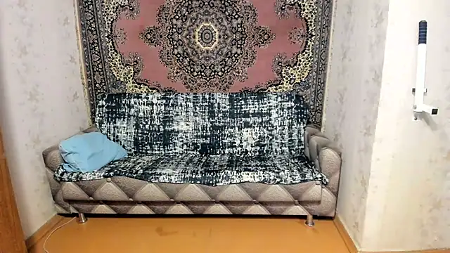 Snapshot of Marrymepls chatting on 02/20/25, 03:41 Marrymepls online show from 02/20/25, 03:41