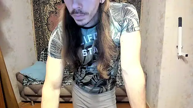 Snapshot of Marrymepls chatting on 02/22/25, 04:19 Marrymepls online show from 02/22/25, 04:19